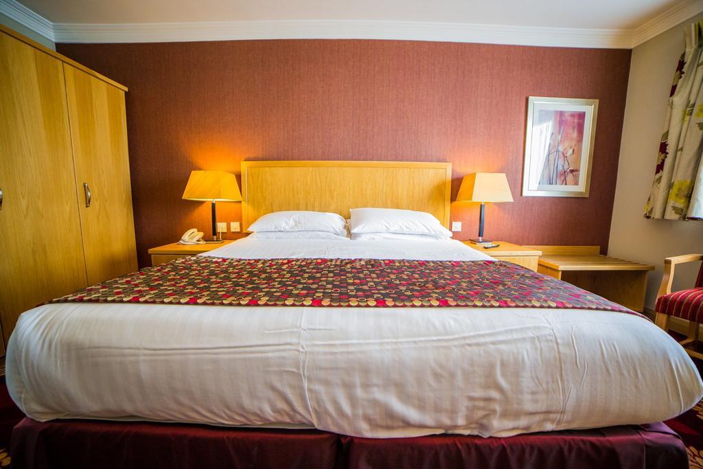 Curran Court Hotel Larne Bagian luar foto