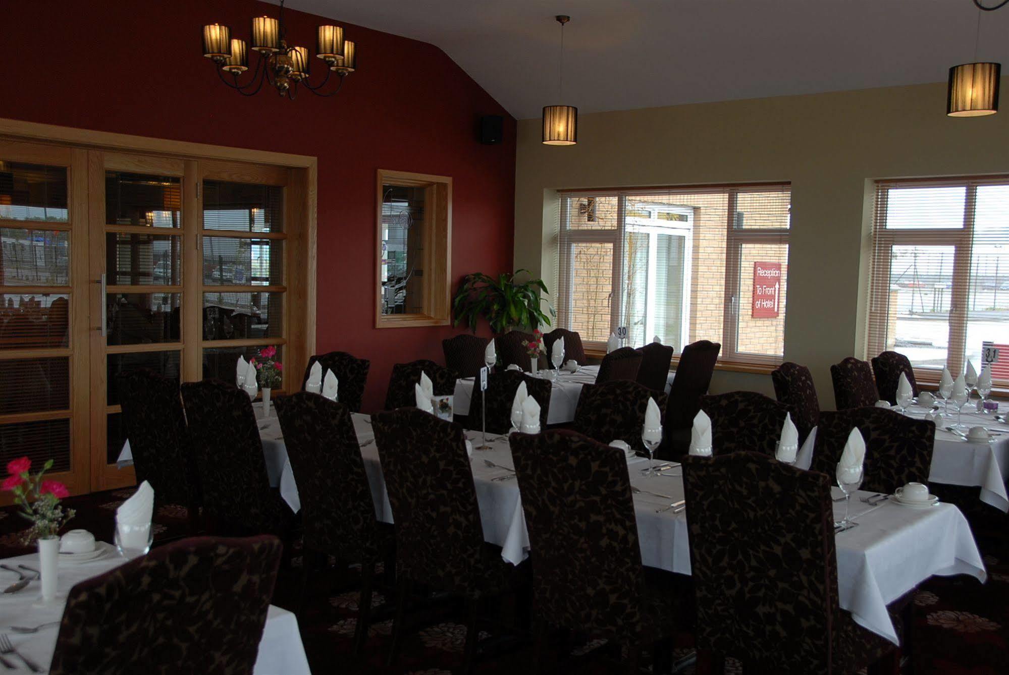 Curran Court Hotel Larne Bagian luar foto
